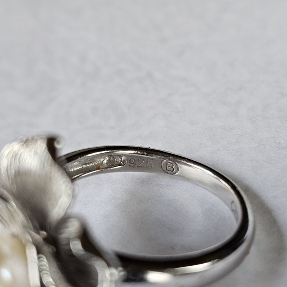 Elegant Genuine Cultured Pearl Sterling Silver Ring Sz 7! - Picture 10 of 14